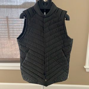 Men’s lululemon vest size large